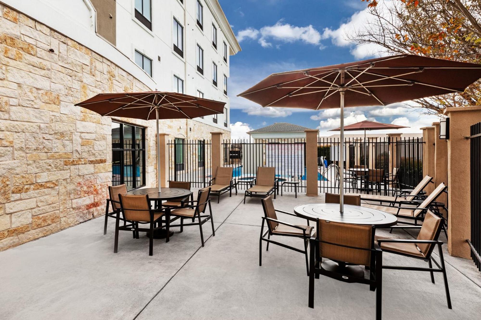 Holiday Inn Express & Suites Del Rio By Ihg Exteriér fotografie