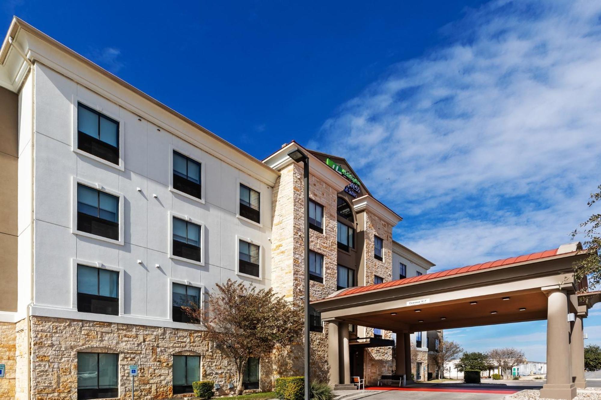 Holiday Inn Express & Suites Del Rio By Ihg Exteriér fotografie
